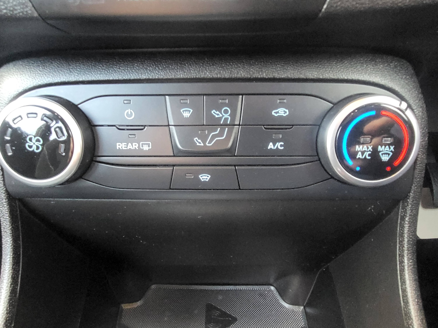 Used Ford Fiesta 2019 for sale - 76403402: Photo 13