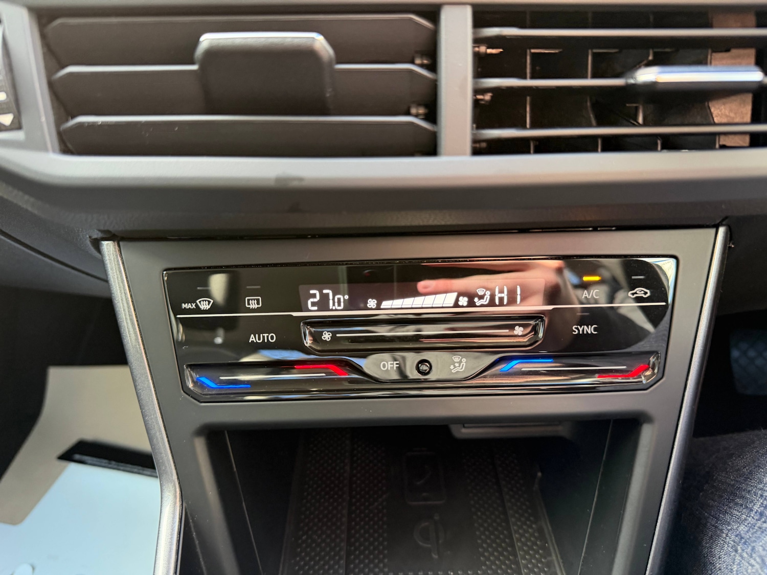 Used Volkswagen Taigo 2023 for sale - 76763379: Photo 12