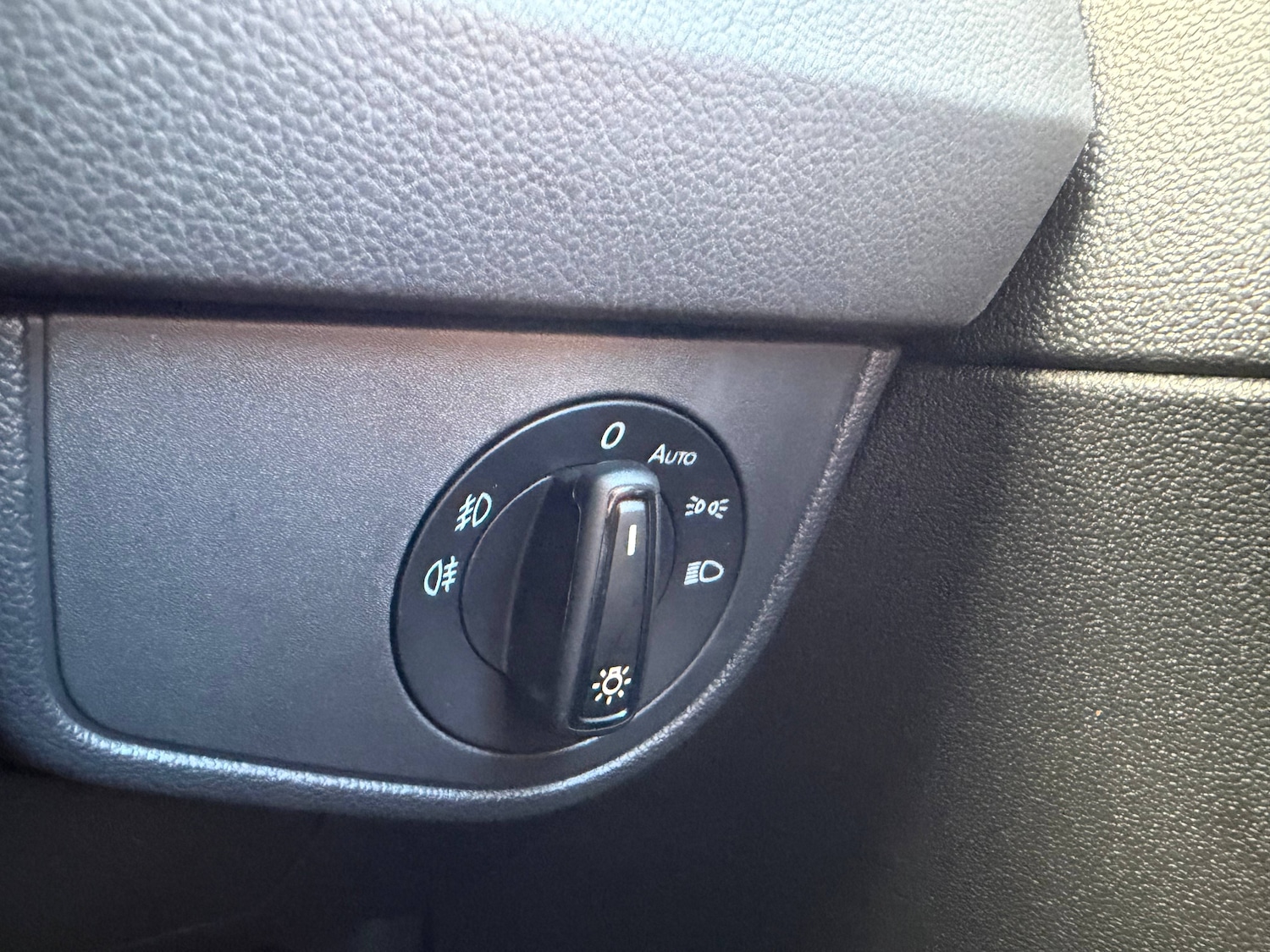 Used Volkswagen Taigo 2023 for sale - 76763379: Photo 23