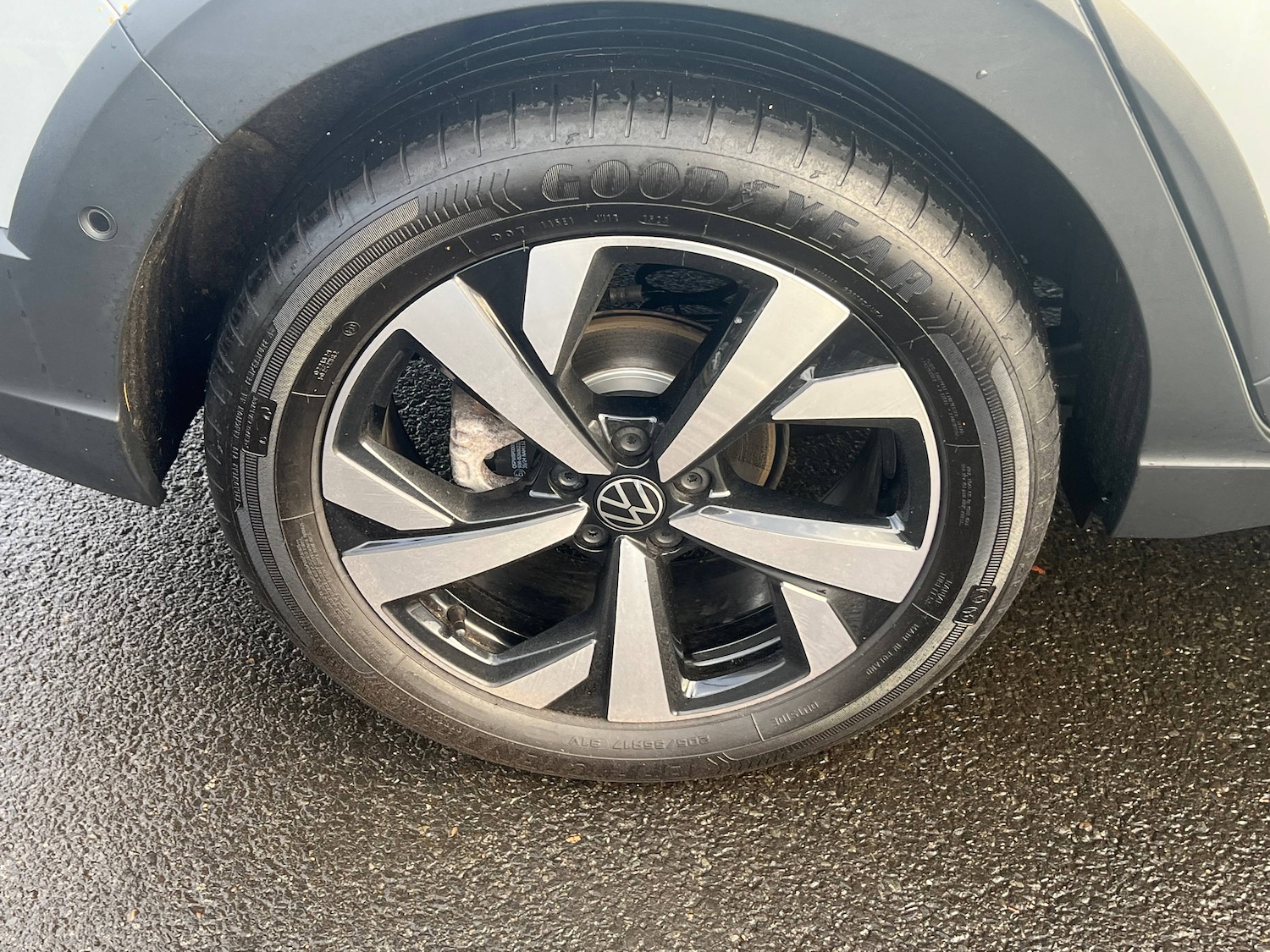 Used Volkswagen Taigo 2023 for sale - 76763379: Photo 32