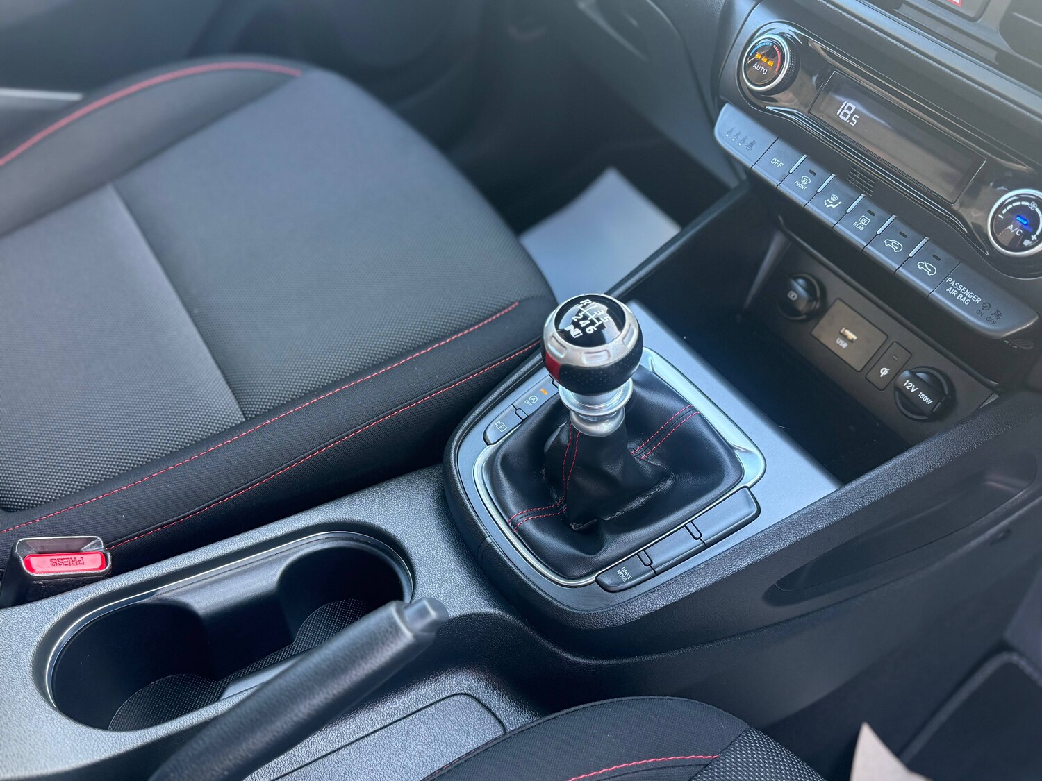 Used Hyundai KONA for sale - 77901258: Photo 25