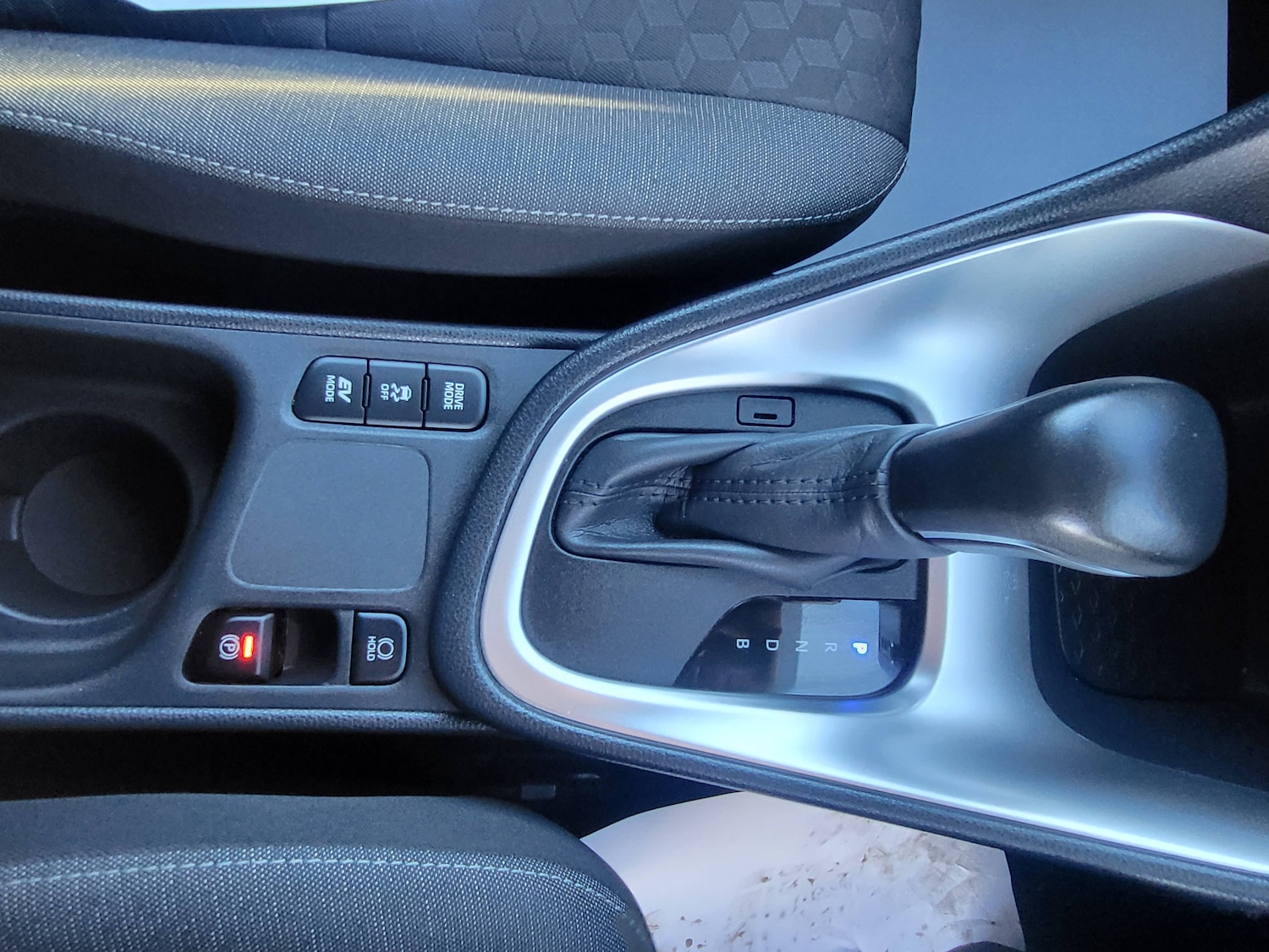 Used Toyota Yaris 2022 for sale - 77211308: Photo 16