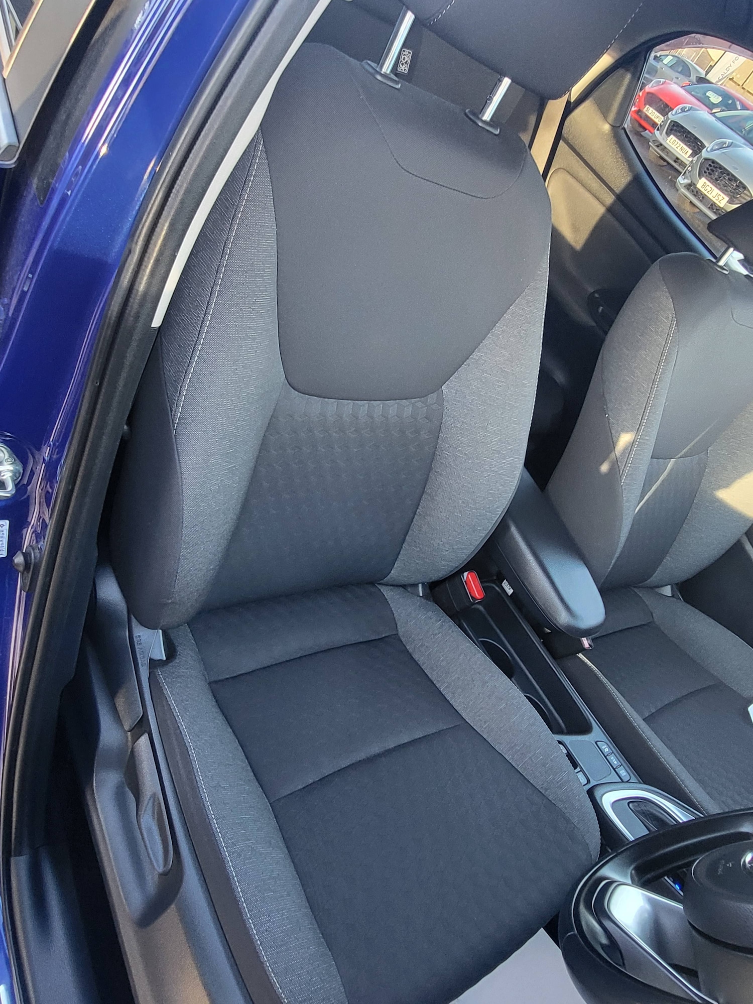 Used Toyota Yaris 2022 for sale - 77211308: Photo 19