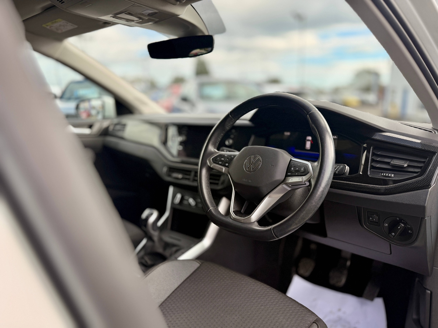 Used Volkswagen Polo 2023 for sale - 76028706: Photo 11