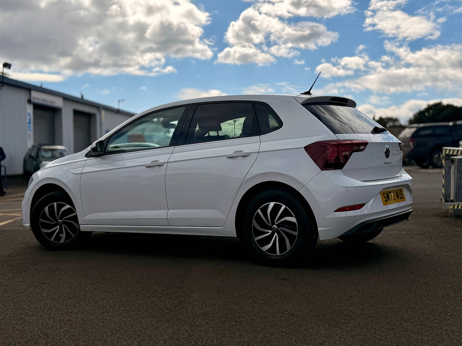 Used Volkswagen Polo 2023 for sale - 76028706: Photo 4