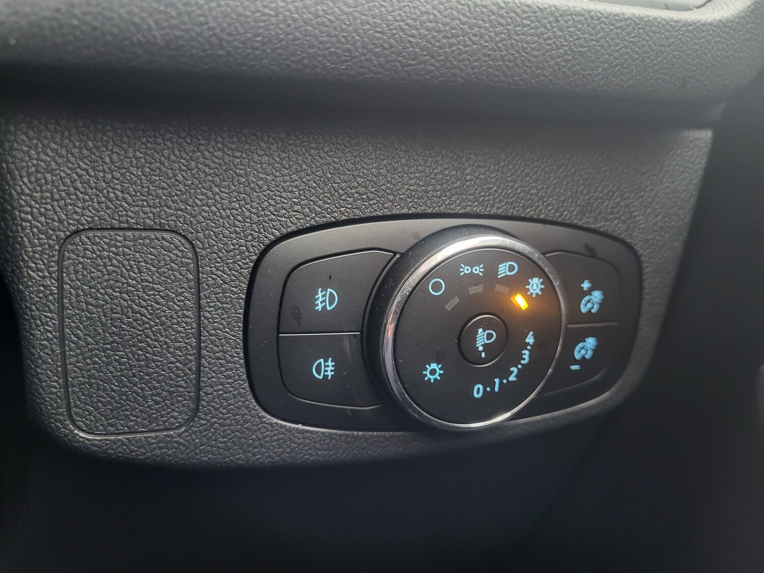 Used Ford Focus 2021 for sale - 76403400: Photo 16