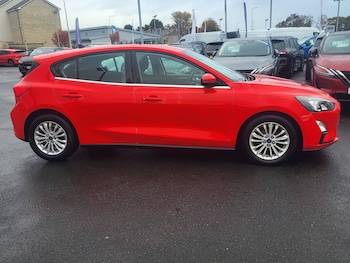 Used Ford Focus 2021 for sale - 76403400: Photo