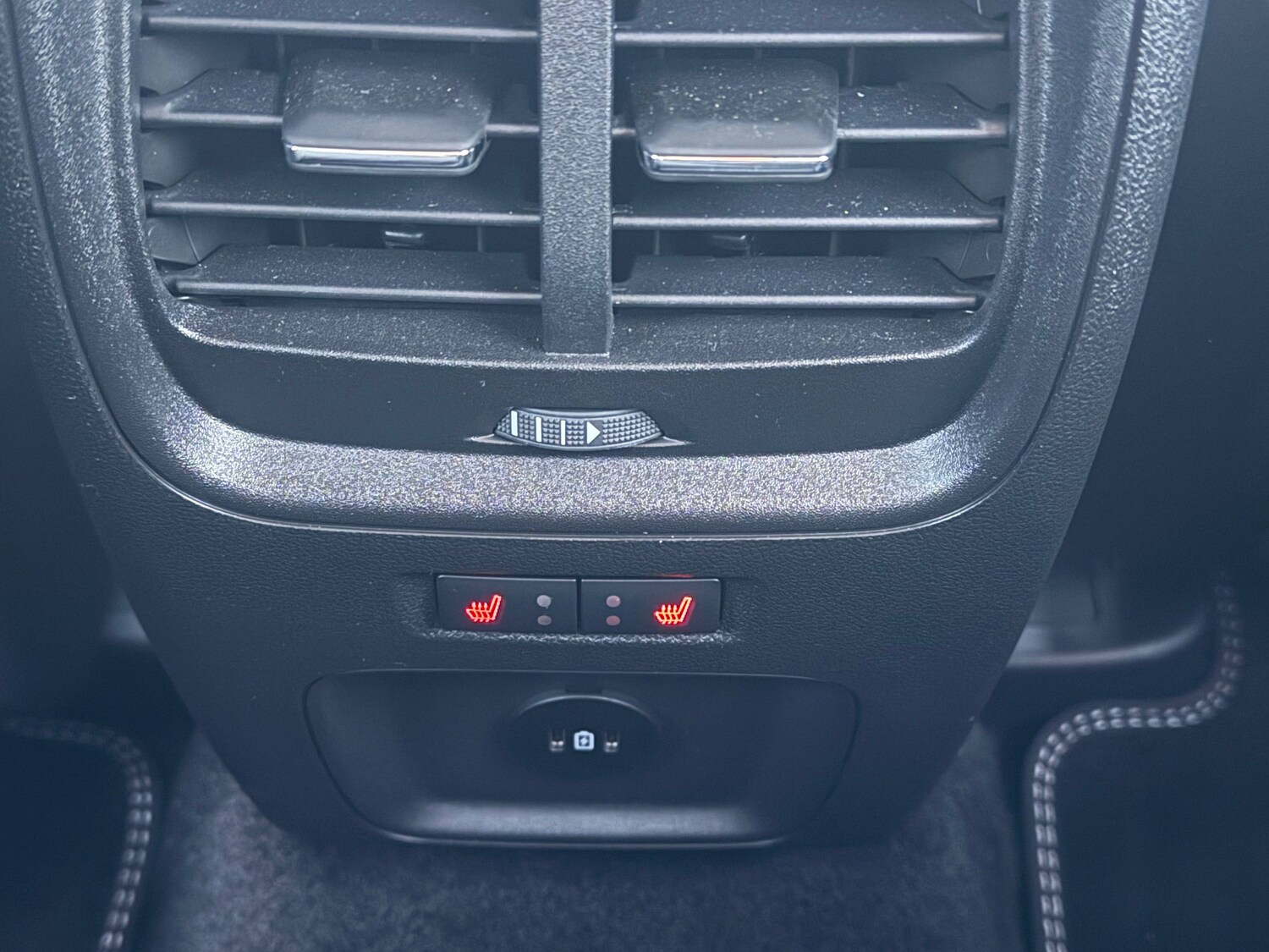 Used Ford Kuga 2025 for sale - 76641683: Photo 24