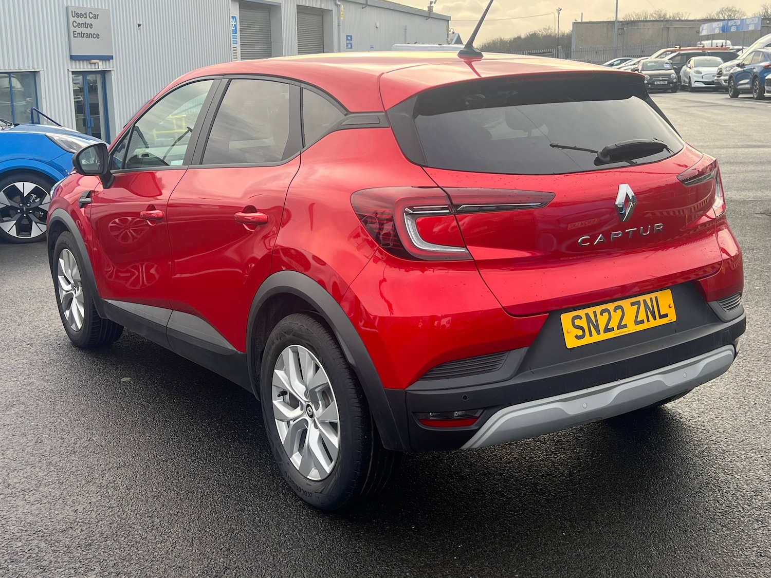 Used Renault Captur 2022 for sale - 76982833: Photo 6