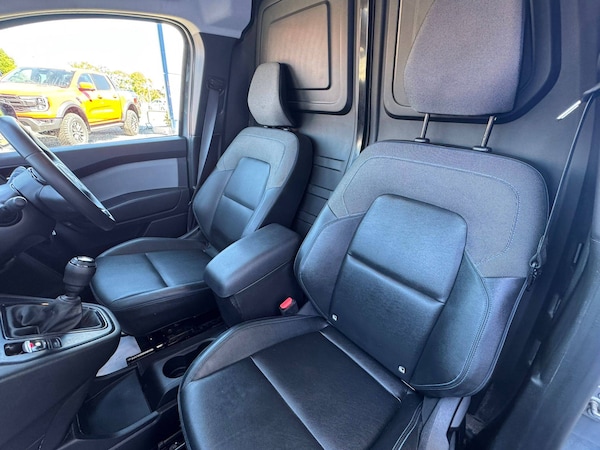 Used Nissan Other 2023 for sale - 74674434: Photo 5
