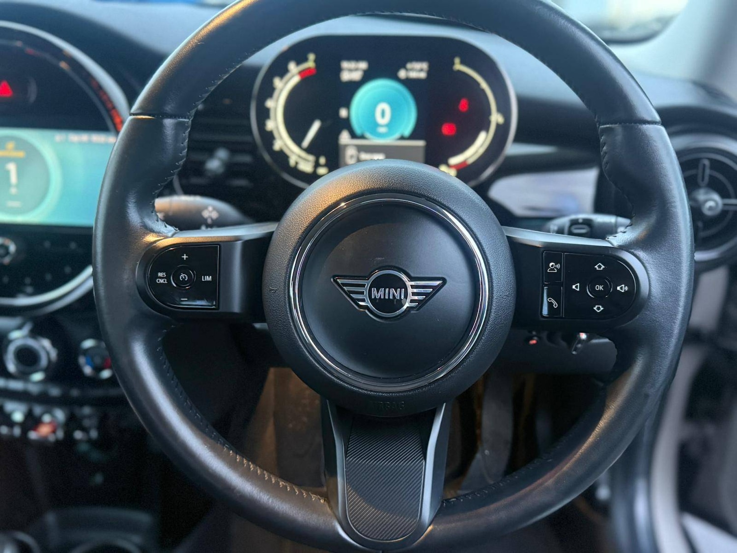 Used MINI Hatch 2022 for sale - 76968602: Photo 11