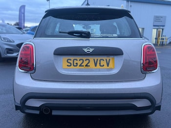 Used MINI Hatch 2022 for sale - 76968602: Photo