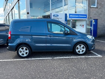 Used Ford Transit Courier 2022 for sale - 79367527: Photo