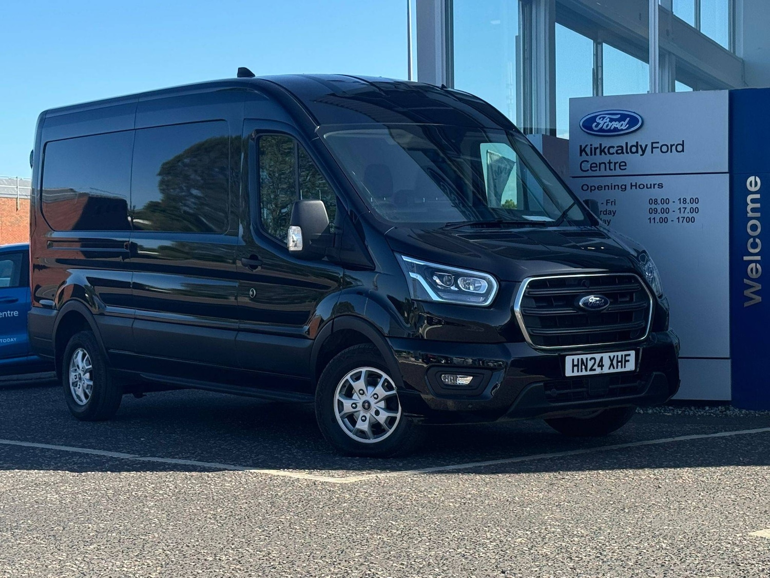 Used Ford Transit 2024 for sale - 76102470: Photo 1
