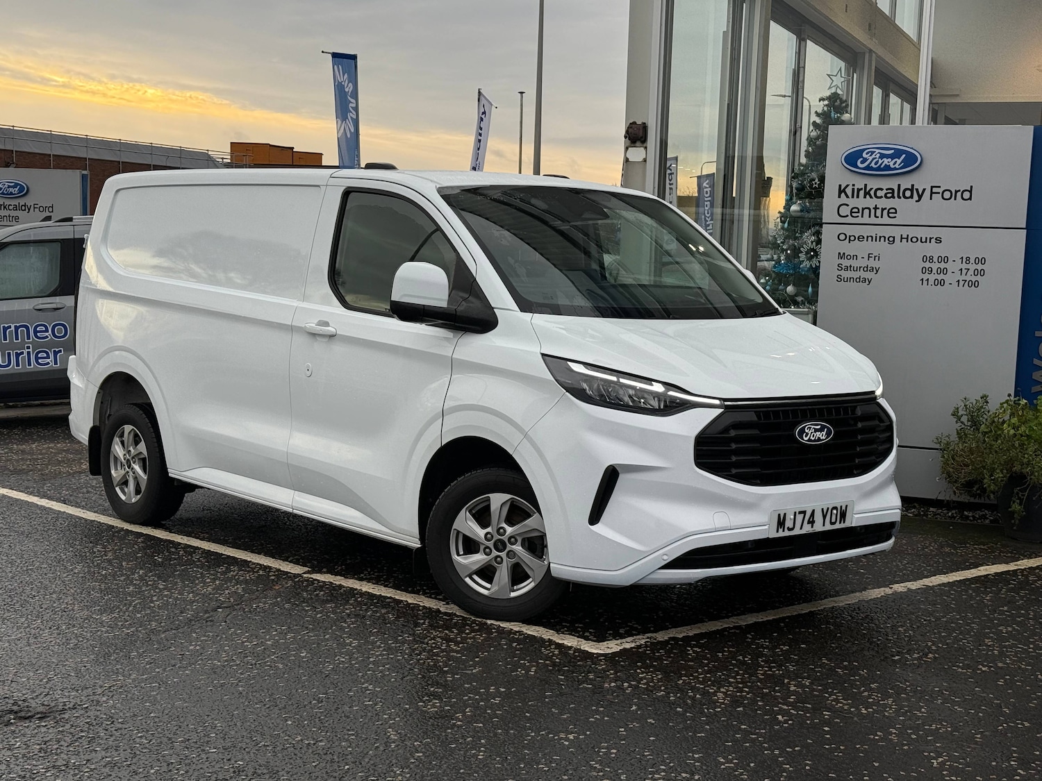 Used Ford Transit Custom 2024 for sale - 76947038: Photo 1