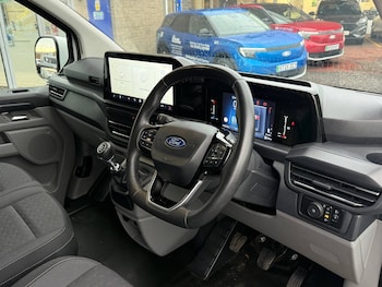 Used Ford Transit Custom 2024 for sale - 76947038: Photo