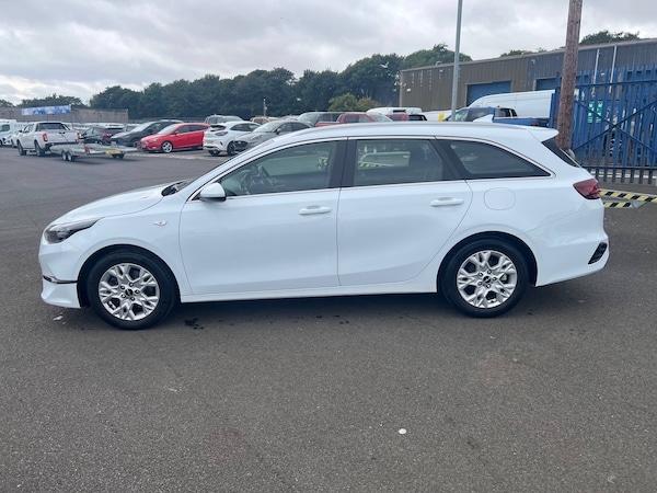 Used Kia Ceed 2023 for sale - 75548096: Photo 4