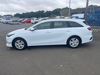 Used Kia Ceed 2023 for sale - 75548096: Photo