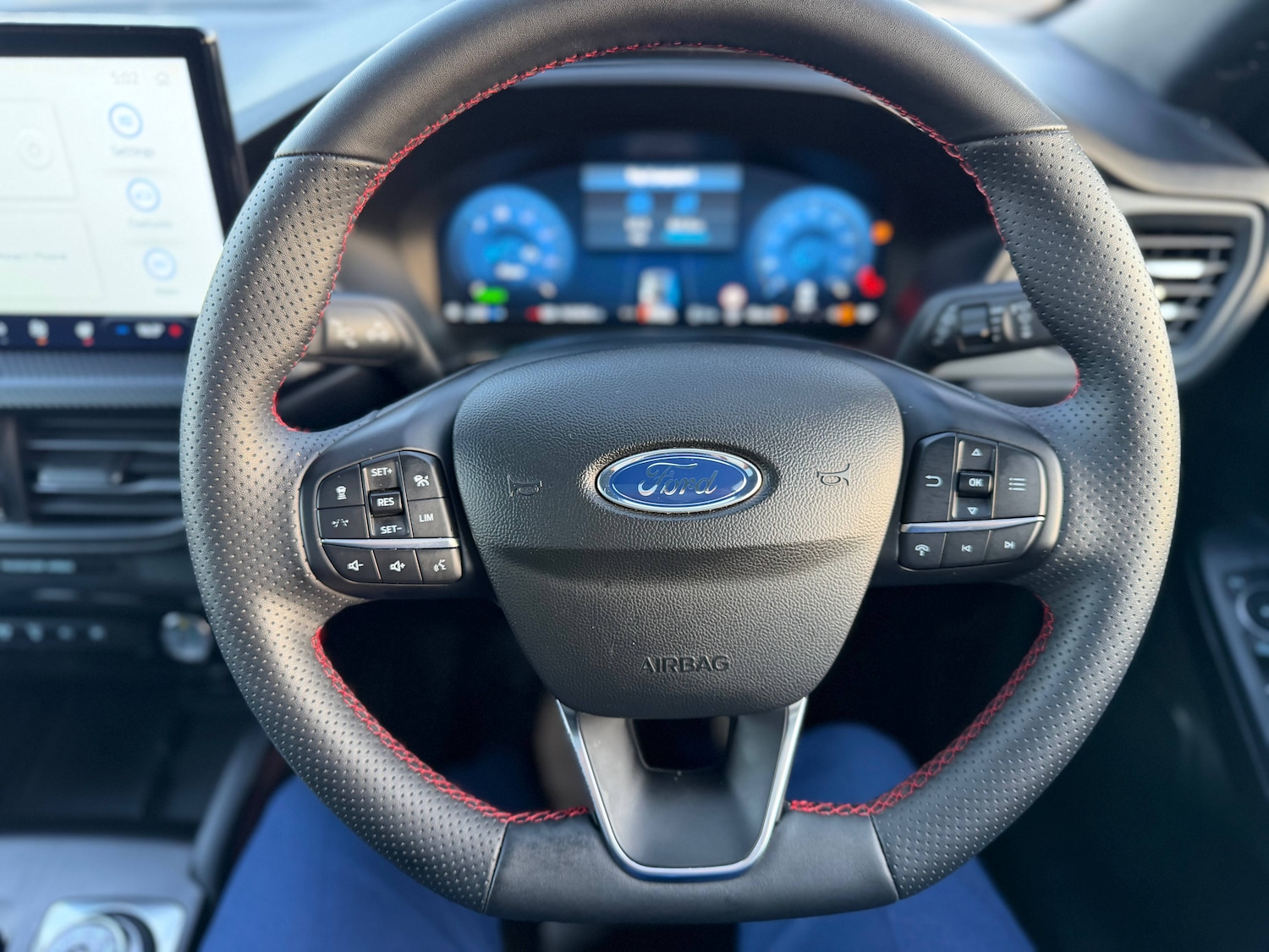 Used Ford Kuga 2025 for sale - 77742944: Photo 31