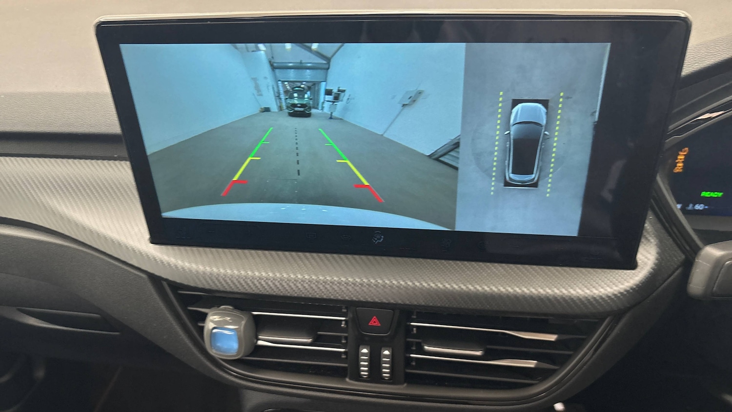 Used Ford Kuga 2024 for sale - 76653758: Photo 11