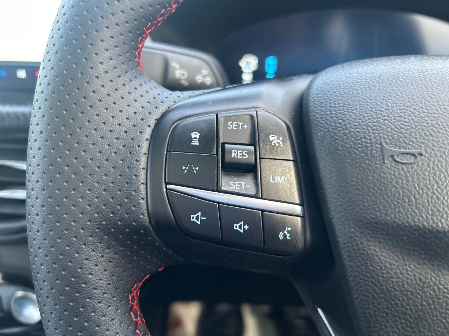 Used Ford Kuga 2024 for sale - 76653758: Photo 25