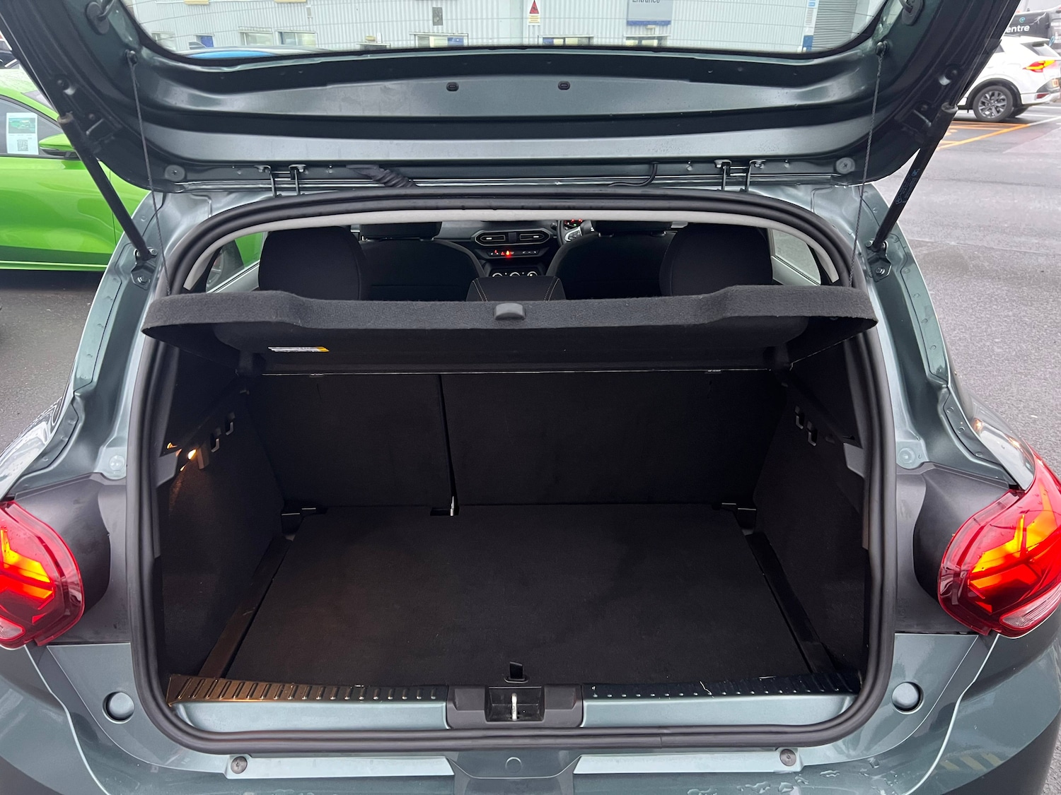 Used Dacia Sandero Stepway 2023 for sale - 77417237: Photo 19