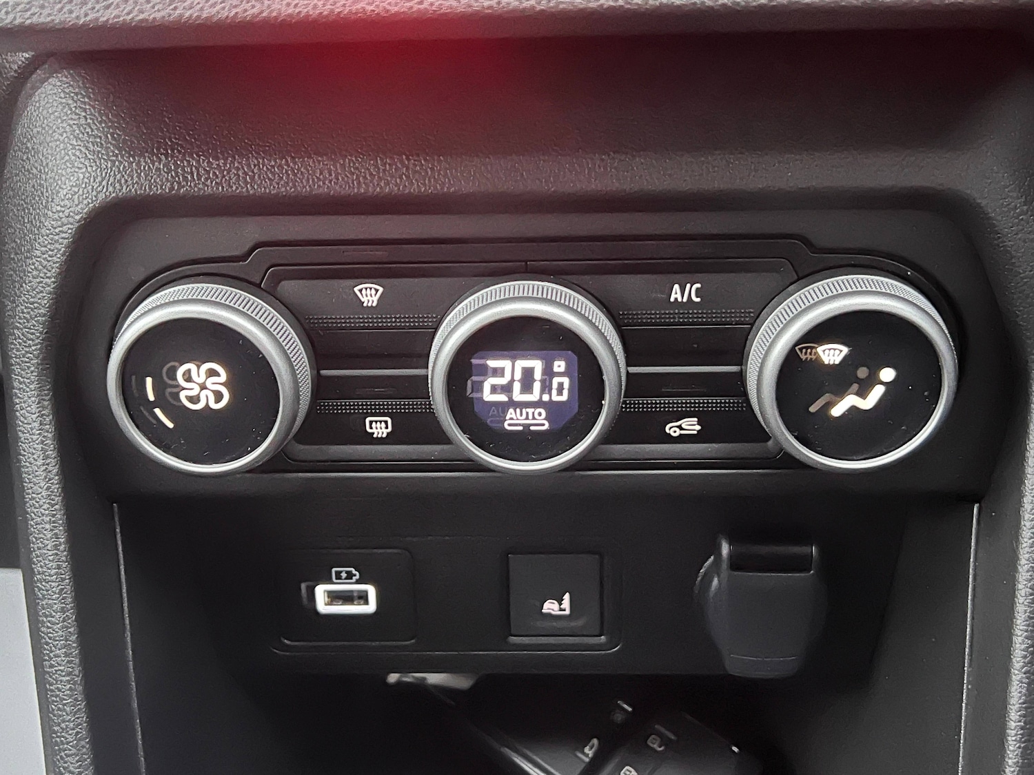 Used Dacia Sandero Stepway 2023 for sale - 77417237: Photo 32