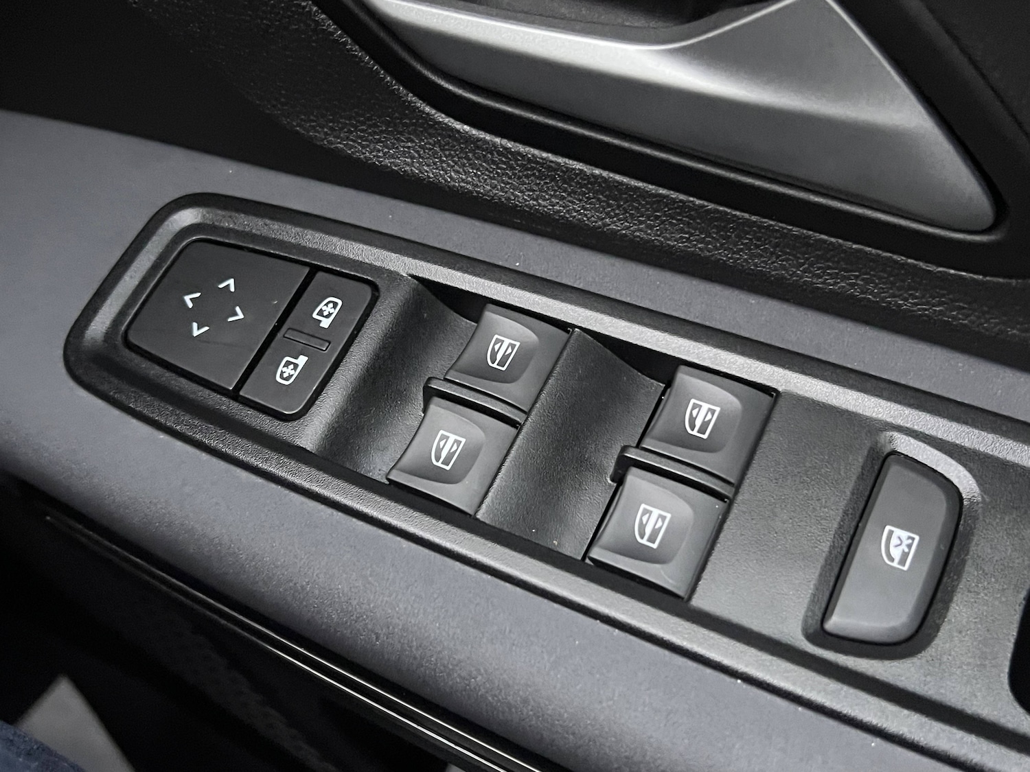 Used Dacia Sandero Stepway 2023 for sale - 77417237: Photo 44