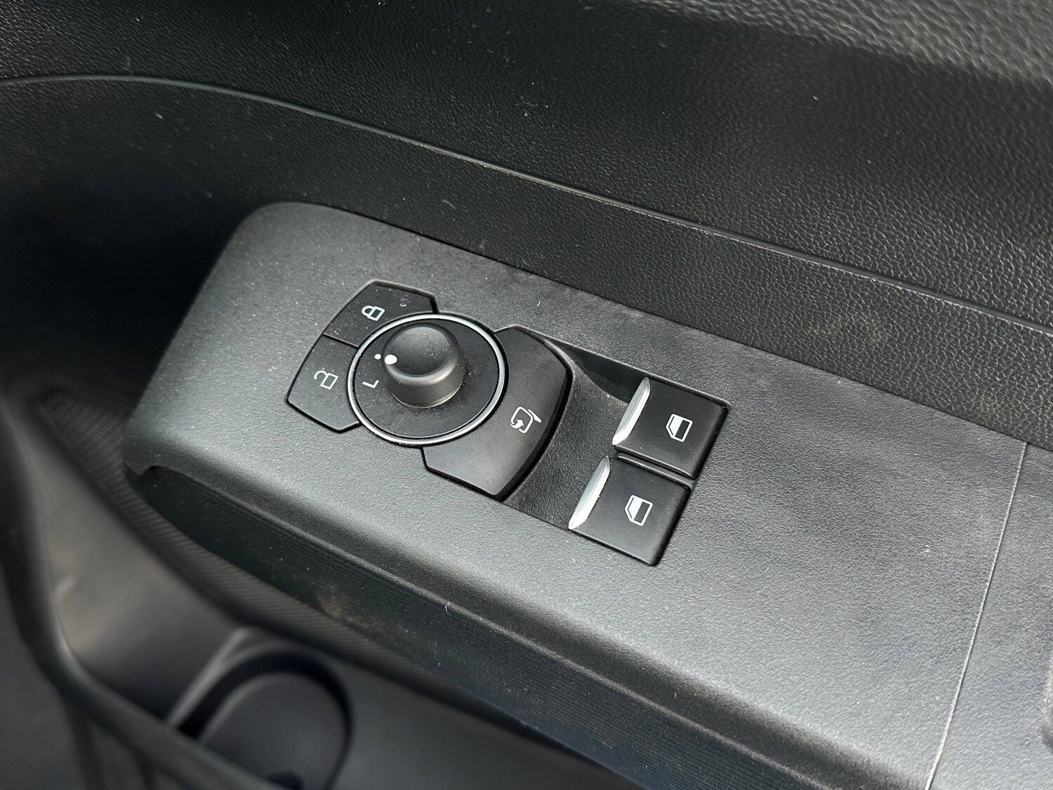 Used Ford Transit Courier 2024 for sale - 76413916: Photo 24