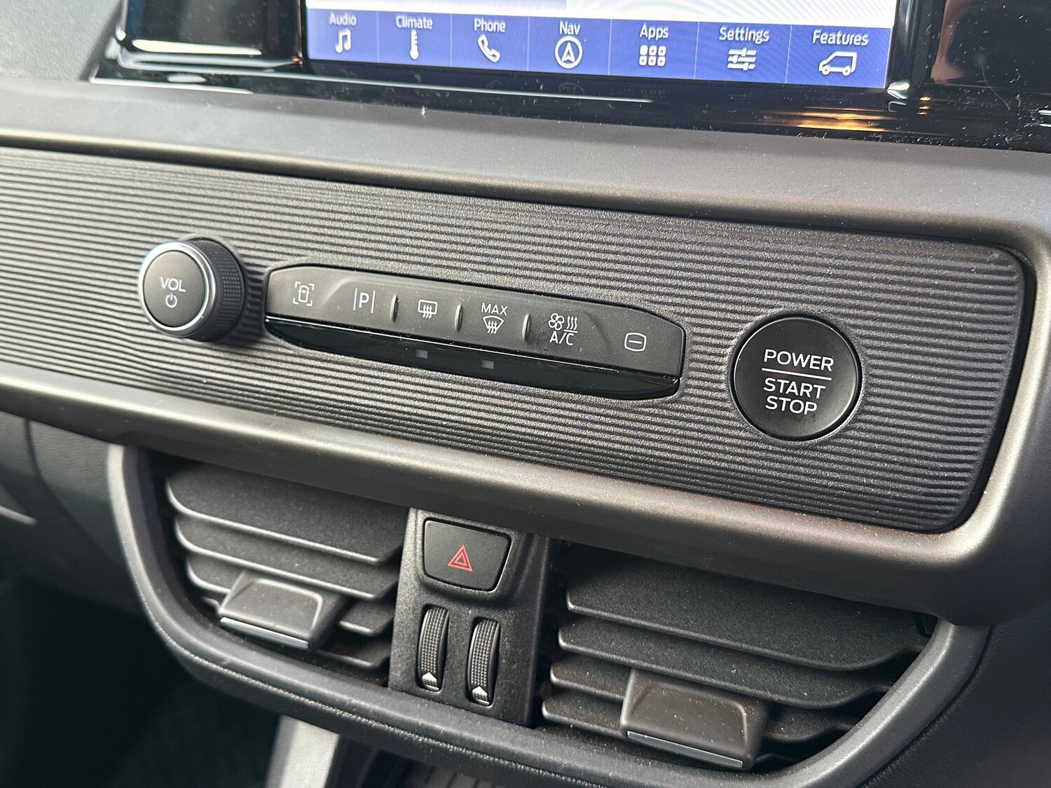 Used Ford Transit Courier 2024 for sale - 76413916: Photo 28