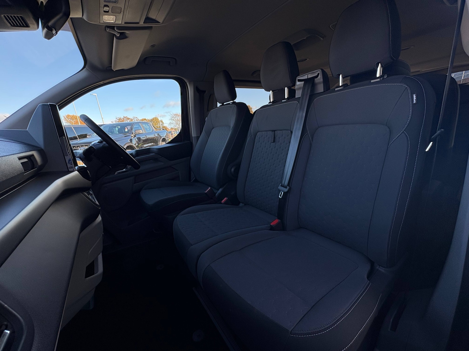 Used Ford Tourneo Custom 2024 for sale - 76375794: Photo 3