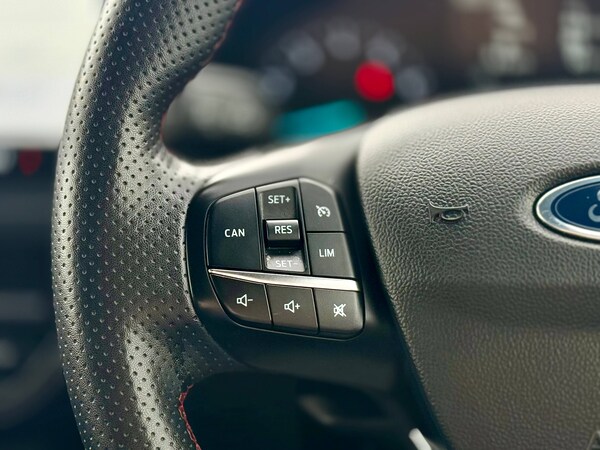 Used Ford Focus 2023 for sale - 74792473: Photo 14