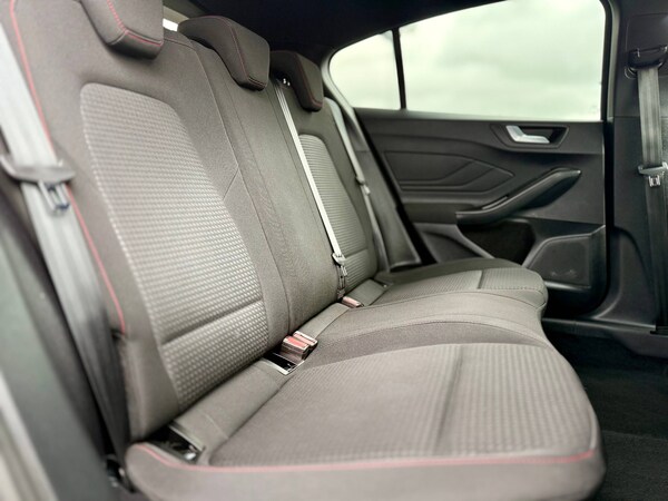 Used Ford Focus 2023 for sale - 74792473: Photo 9