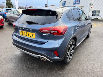 Used Ford Focus 2022 for sale - 76757413: Photo