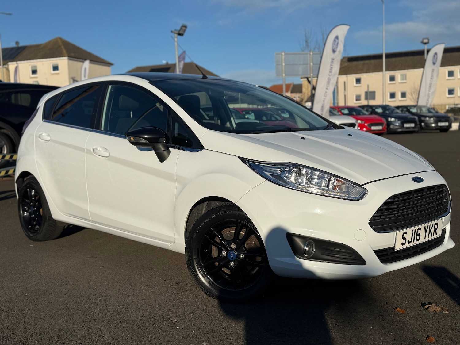 Used Ford Fiesta 2016 for sale - 76649795: Photo 1