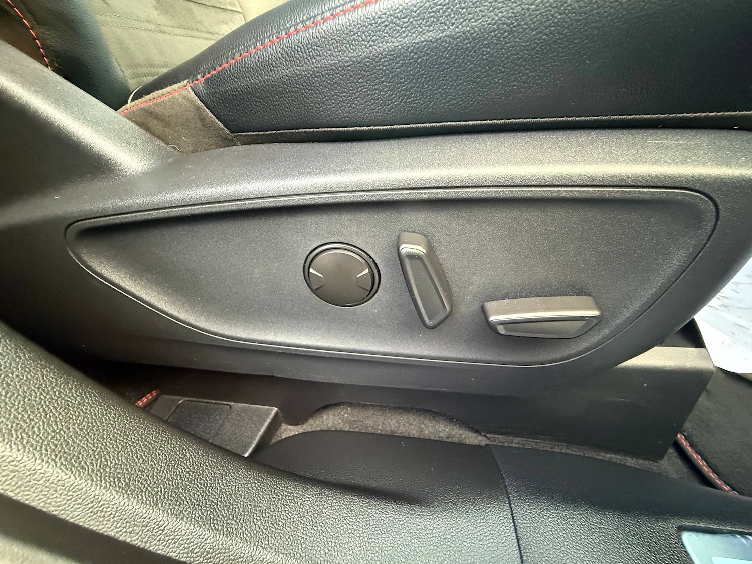 Used Ford Kuga 2022 for sale - 76697480: Photo 27