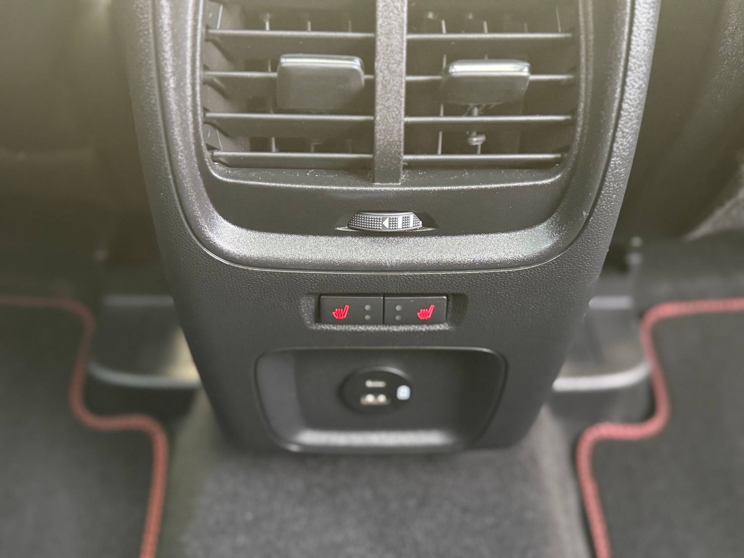 Used Ford Kuga 2022 for sale - 76697480: Photo 28