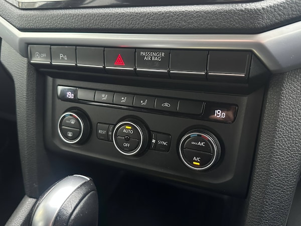 Used Volkswagen Amarok 2019 for sale - 76262923: Photo 14
