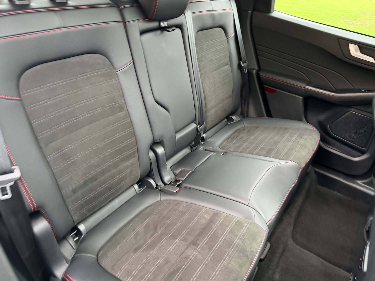 Used Ford Kuga 2023 for sale - 77230773: Photo 2