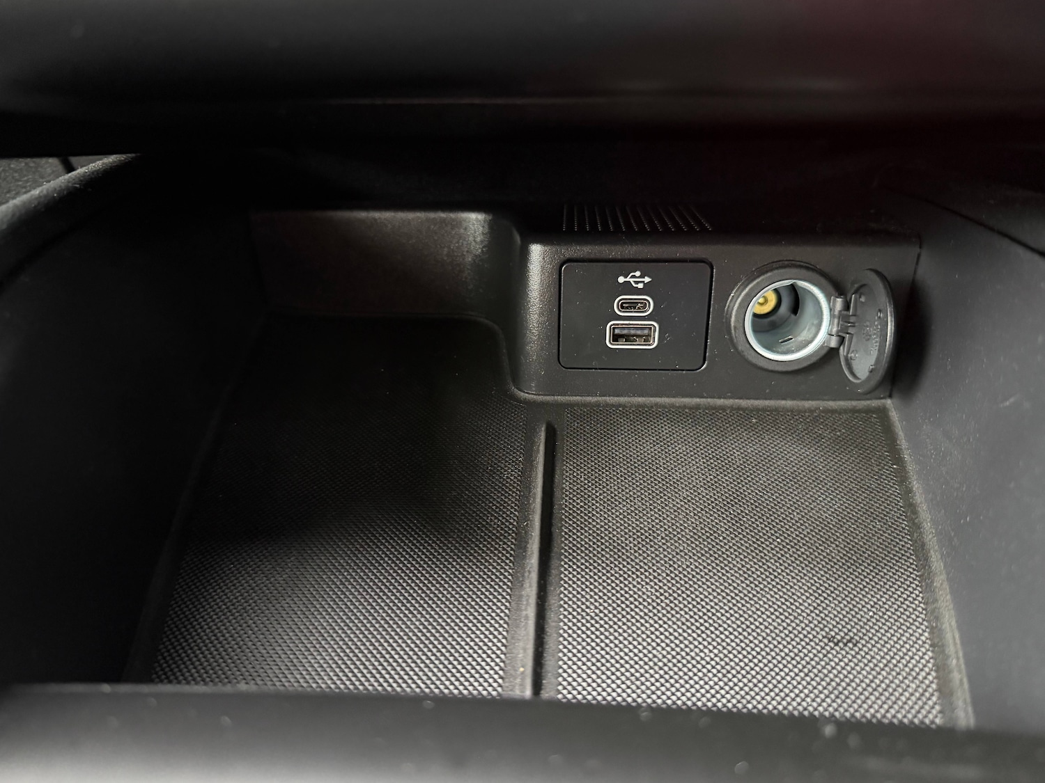 Used Ford Kuga 2023 for sale - 77230773: Photo 21