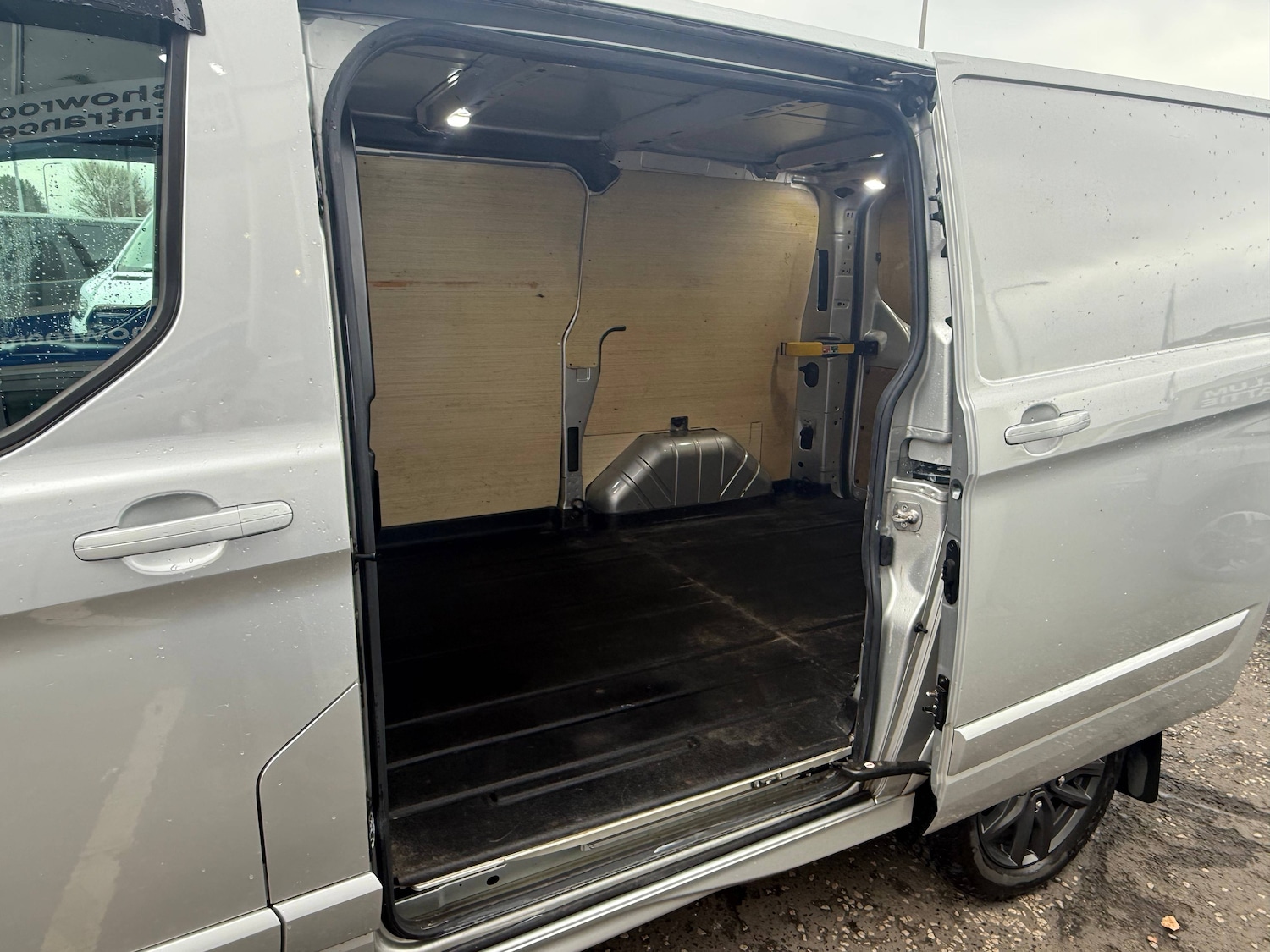 Used Ford Transit Custom 2020 for sale - 77764180: Photo 14