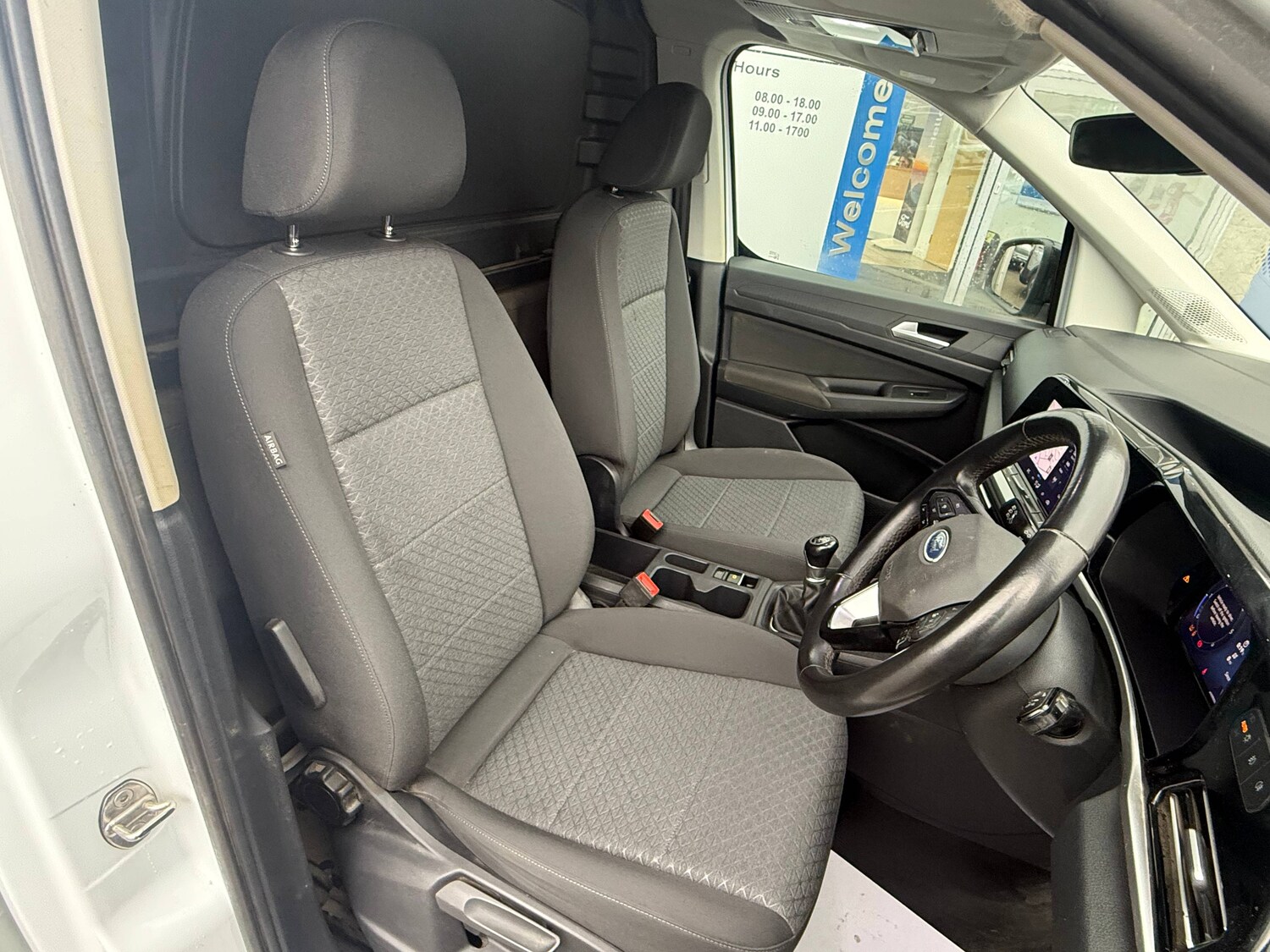 Used Ford Transit Connect 2024 for sale - 77764184: Photo 6