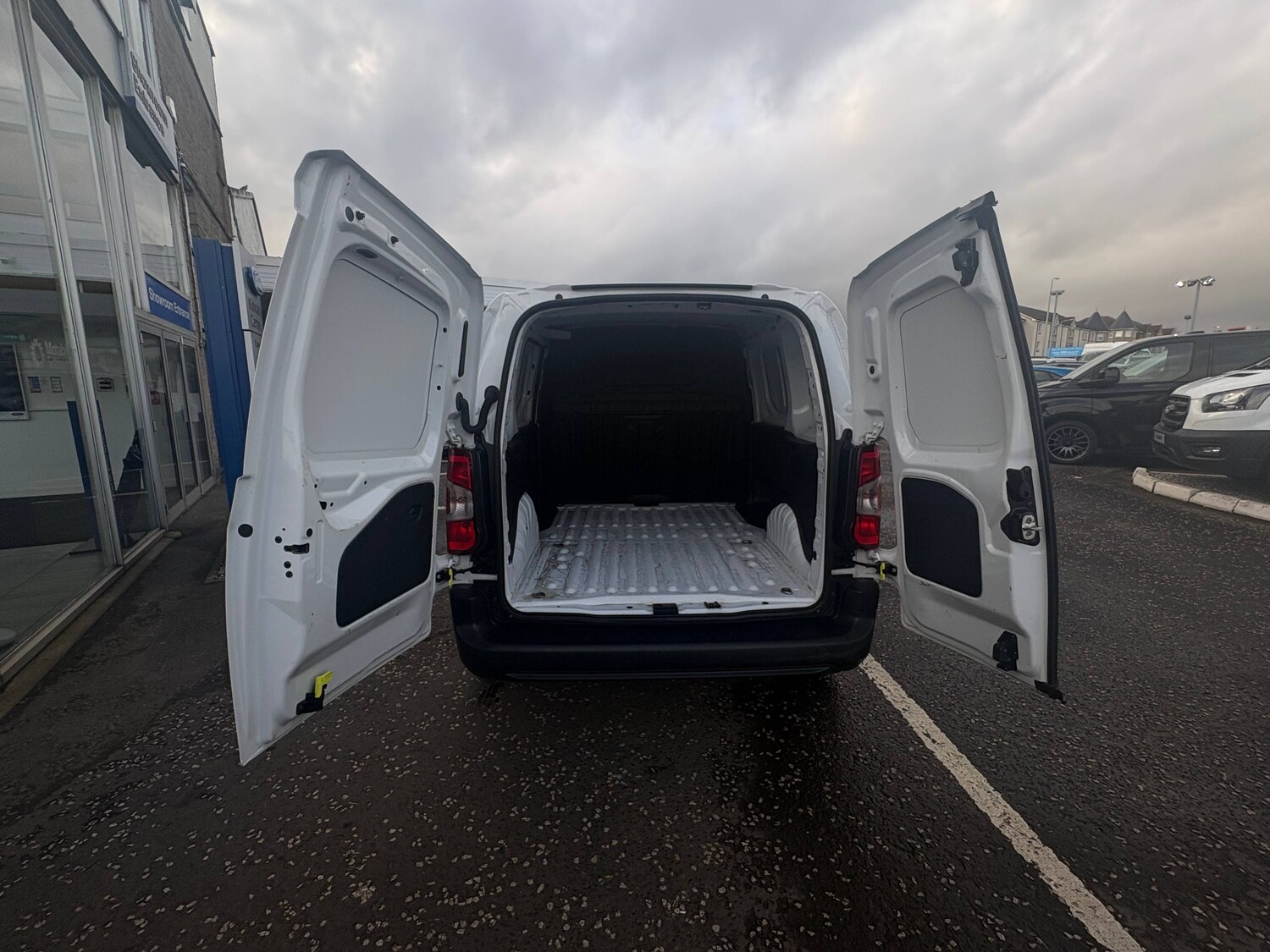 Used Citroen Berlingo 2023 for sale - 78001594: Photo 8