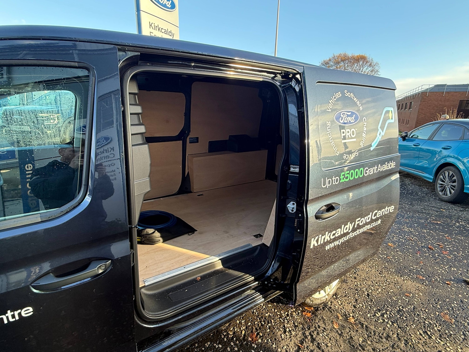 Used Ford Transit Connect 2025 for sale - 76736714: Photo 14