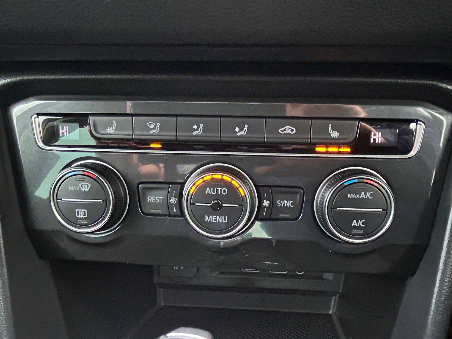 Used Volkswagen Tiguan 2018 for sale - 76302997: Photo 13