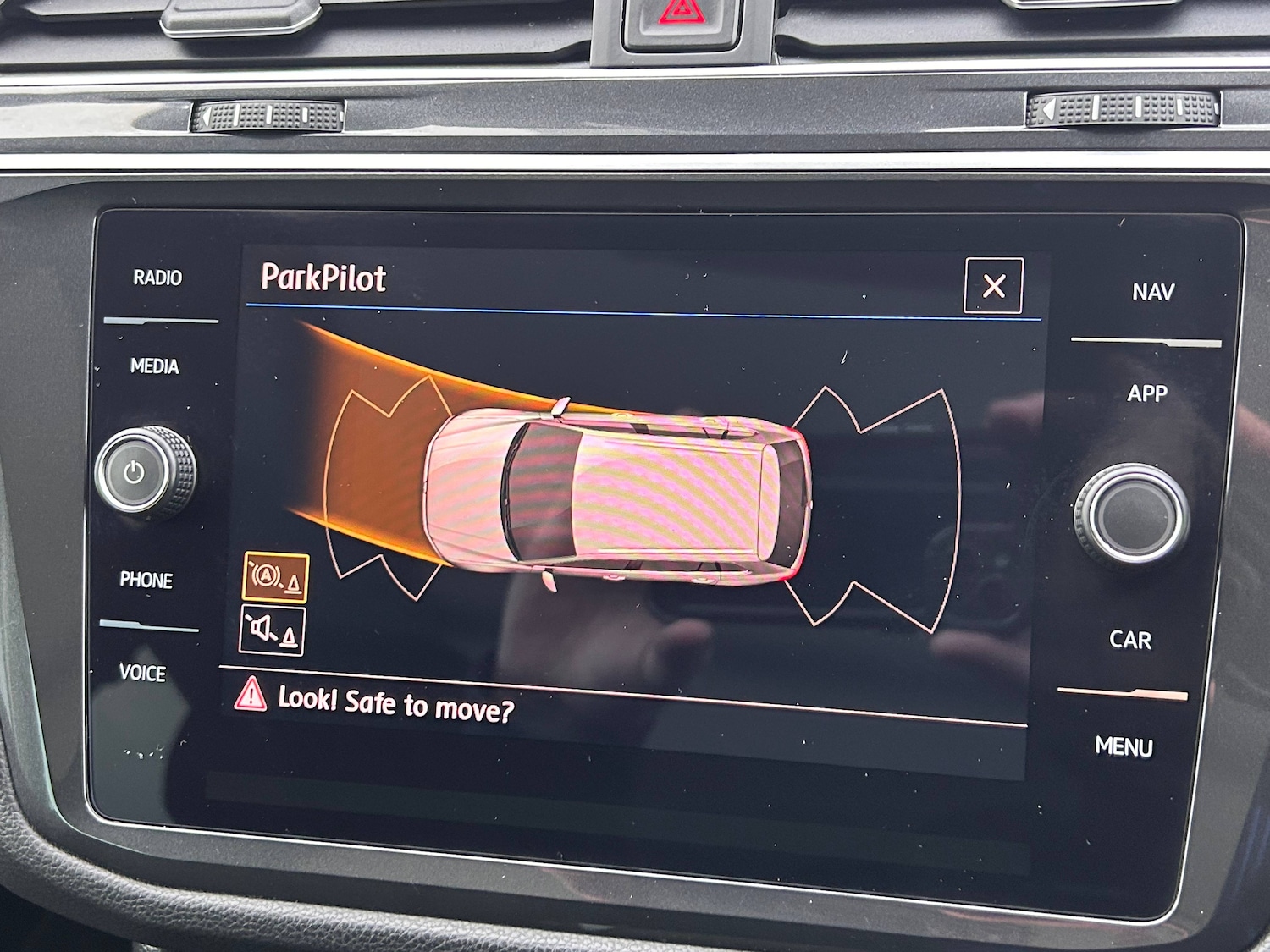 Used Volkswagen Tiguan 2018 for sale - 76302997: Photo 15