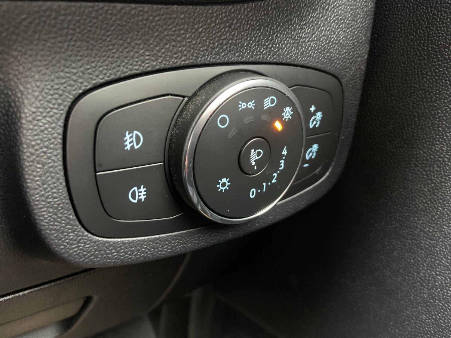 Used Ford Fiesta 2023 for sale - 76077819: Photo 21