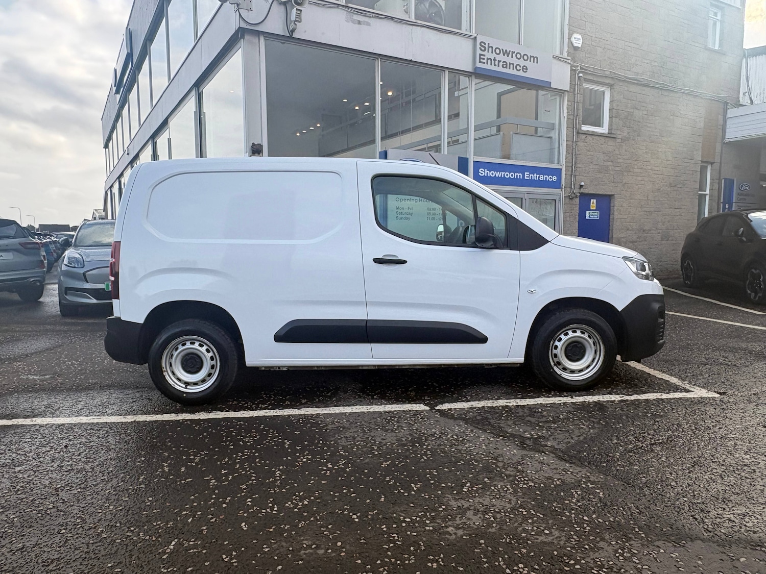 Used Citroen Berlingo 2023 for sale - 78040540: Photo 3
