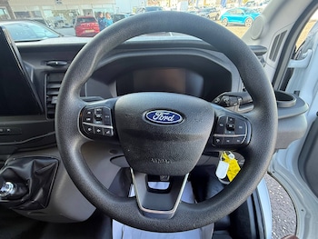 Used Ford Transit 2025 for sale - 79480240: Photo