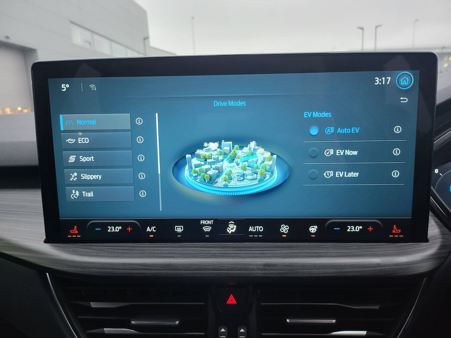 Used Ford Kuga 2025 for sale - 77641814: Photo 25